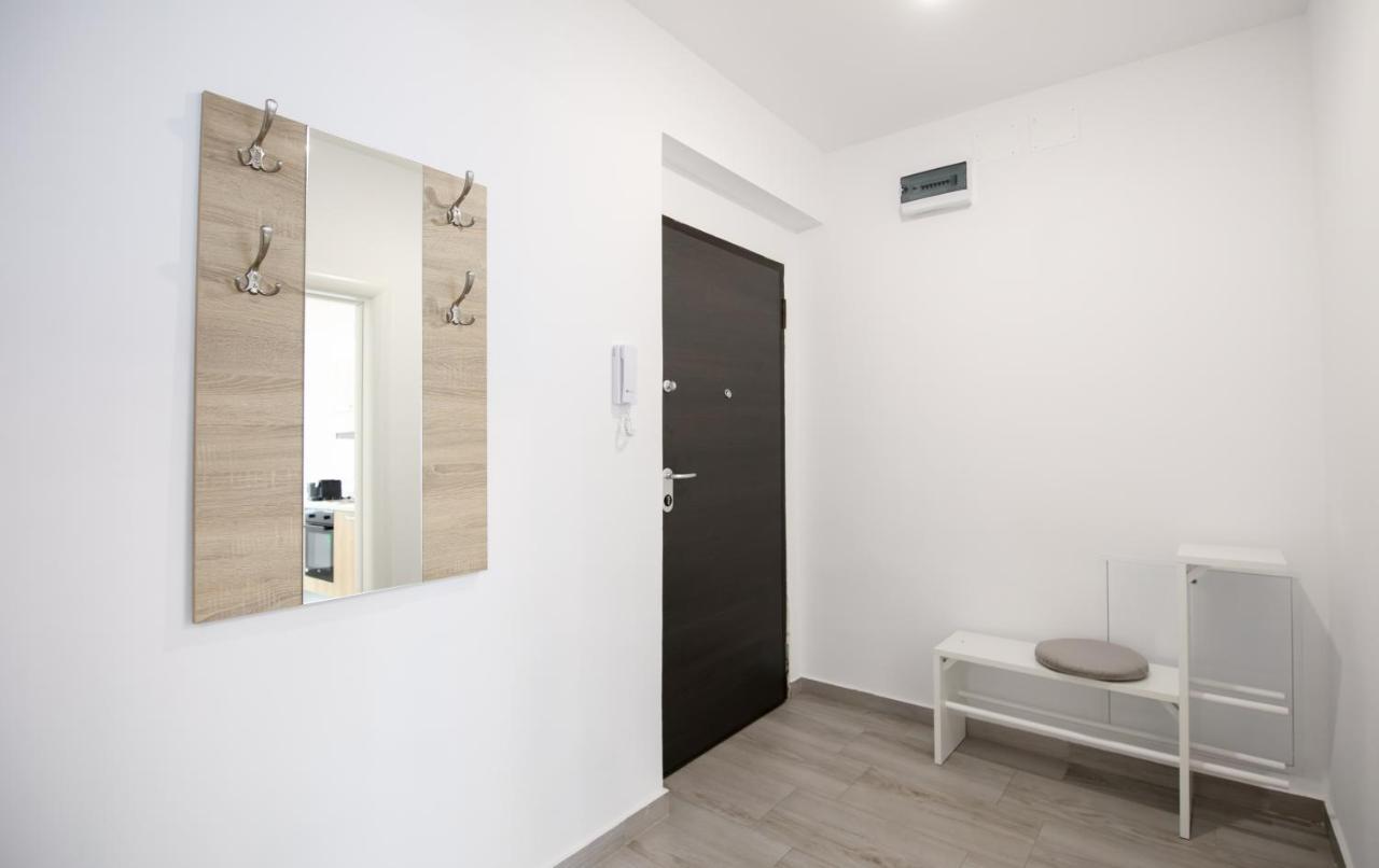 بوخارست Vitan Central Oasis - Moon --Free Parking--Self Check-In-- المظهر الخارجي الصورة